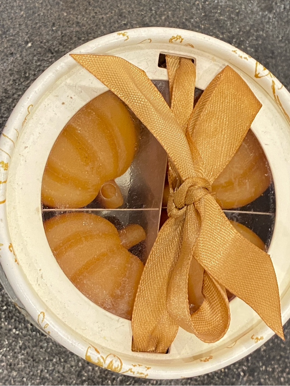 Pumpkin Decorative Scented Wax Melts with Ribbon - 8 Melts